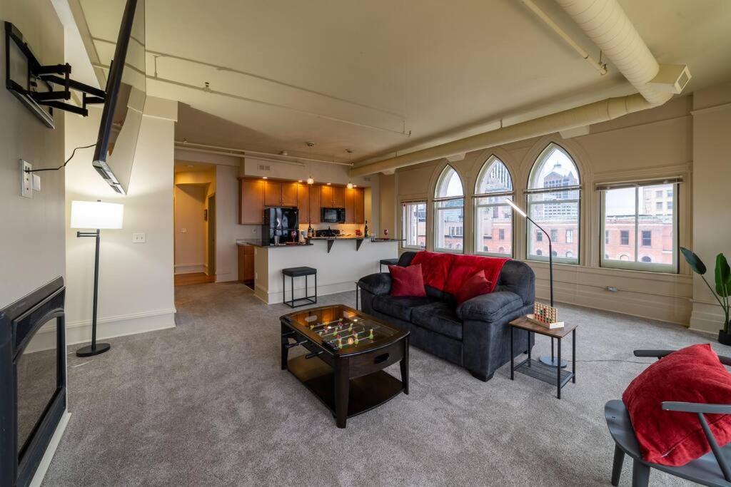 Apartament King Bed W/ Panoramic Views Of Dt! Rochester Zewnętrze zdjęcie